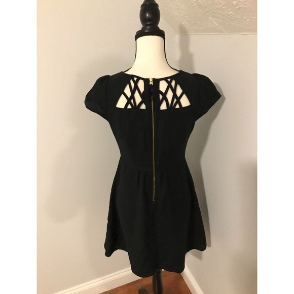 Anthropologie Maeve Black Aria Lattice Cut Fit & Flare S/S Mini Dress - Size 2 - Picture 4 of 13